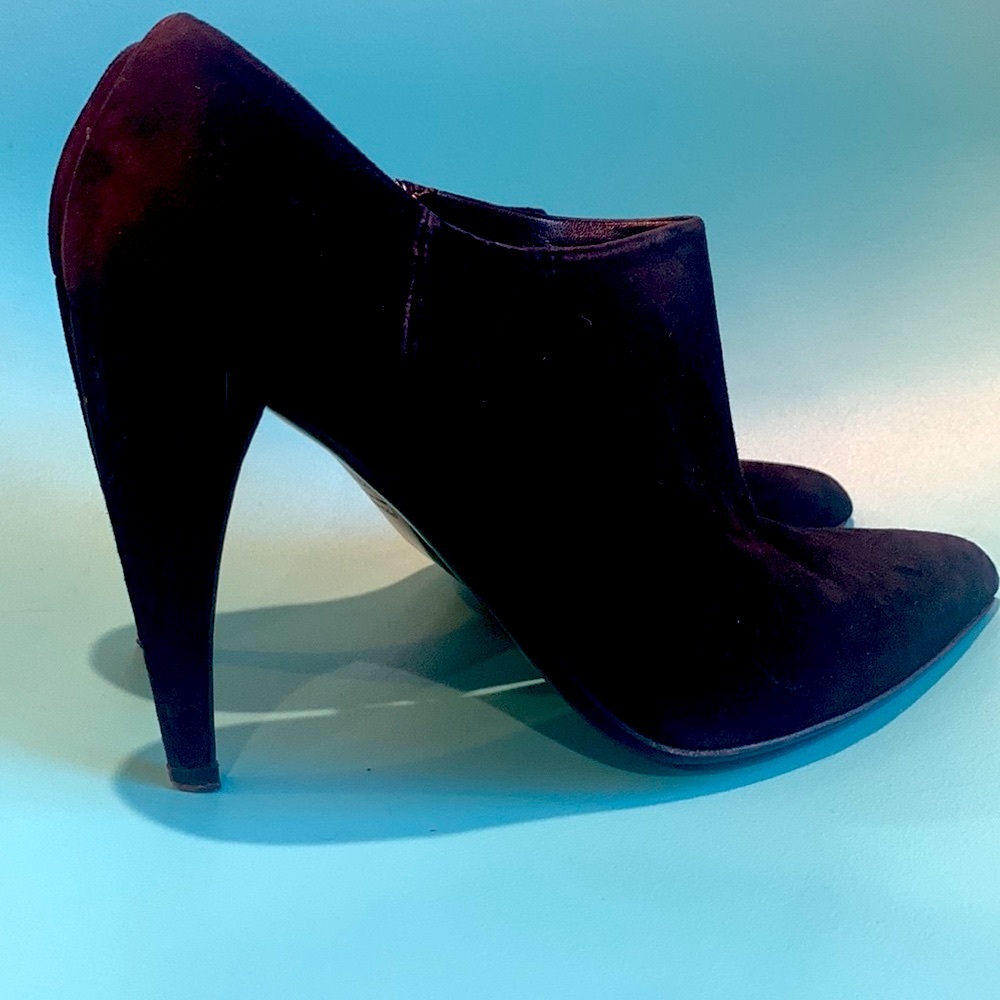 Prada Ankle Booties with 4” Heel - Stunning!